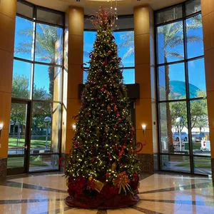 Decorated lobby Christmas tree